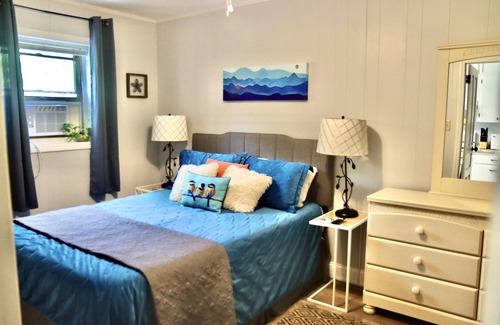 Waynesville Cabin | Cabin + Apartment - Walk to Lake Junaluska Smoky Mountains - Convenient