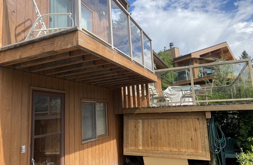 East Kootenay Cabin | Cabin for rent in terravista bcnSoak up the sun and sand making memories.