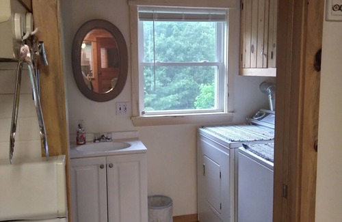 Weld Cabin | Cabin in hiking heaven with access to beautiful Webb Lake - the Western Mtns