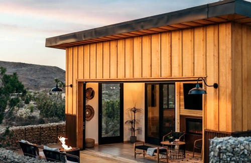 Yucca Valley Cabin | Cabin in the desert with 360 views near Joshua Tree National Park