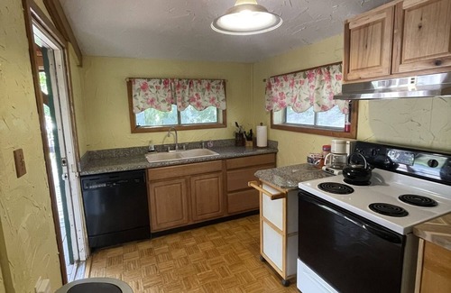 Little Elm Apartment | Cabin located on Lake Lewisville