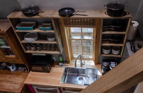 Van Zandt County House | Cabin on Seven Acres with a Pond