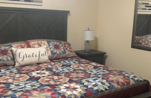 Cosby Cabin | cabin over looking COSBY CREEK