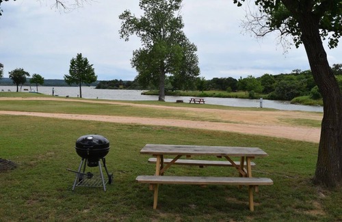 Tow Cabin | Cabin part of Texas Hills RV Haven on Lake Buchanan