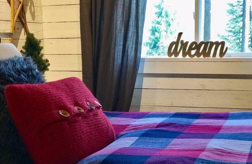 Vernon Cabin | Cabin with own Hot Tub/Self-contained! $165/night!