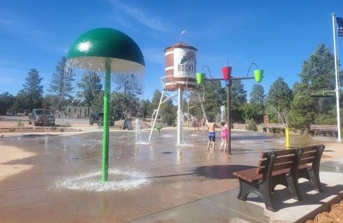 Heber House | Cabin with Wild Horses, Fireplace, Dog Friendly & StarLink