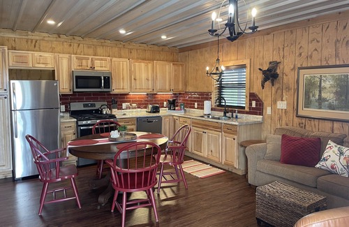 Hunt House | Cabin with wonderful view and Private River Access