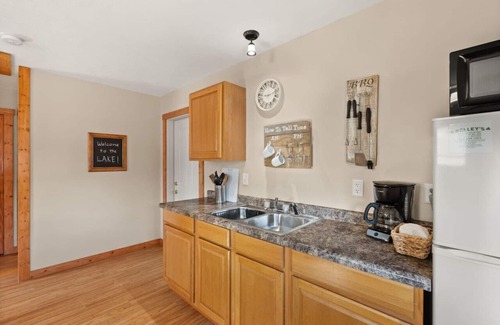 Eckerty House | Cabin1 The Village @ Patoka Lake