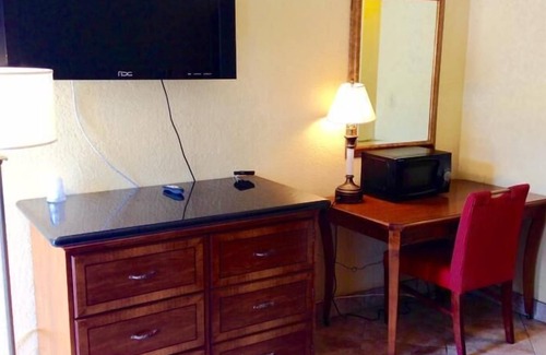 Indian Beach Sapphire Shores Hotel | Cadillac Motel