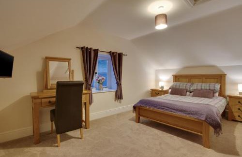 Rowen House | Cae Bach