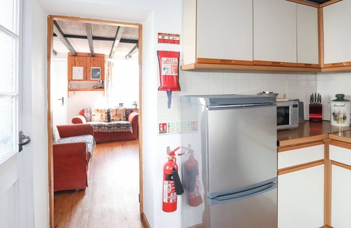 Beaumaris Cottage | CAE PERSON, pet friendly, with open fire in Llangoed