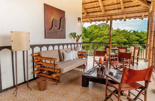 Montenegro Villa | CafeCasas Finca Boutique: Jacuzzi and Parque del Cafe