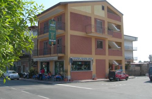 Chianchitta-Trappitello House | Caffè Nuovo 2 Holiday Rooms