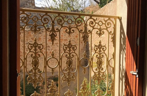 Fitou House | CAILLOUX D'OR - Old golden stone house, private parking, farmhouse with garden