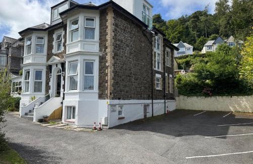 Hele Bed & Breakfast | Cairn House