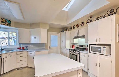 Caldwell House | Caldwell Home with Pool, Gas Grill & Fire Pit!