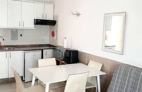 Costa de Antigua Apartment | Caleta de Fuste Apartment- Sleeps4- Pool- Garden