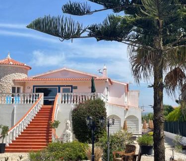 Aljezur Resort | California Dream Inn