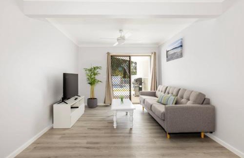 Callala Beach House | Callala on King - Pet Friendly with Swimming Pool