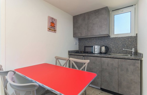 Gemmayzeh Apartment | Calliope 2-BR Apartment in Gemmayze