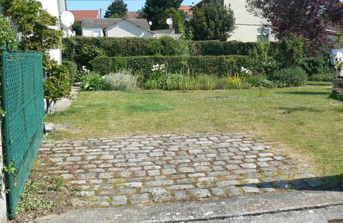 Mesnil-Val-Plage Apartment | Calm, sea and countryside