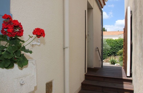 Royan House | Calm villa in Royan, all comforts, garden, 600m to the beach and city centre