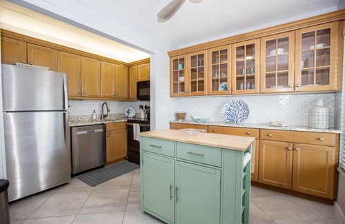 Shell Harbor Condo | Calm Waters - waterfront condo on Sanibel Island