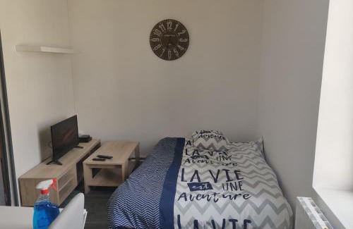 Chateau-Landon Apartment | Calme 2 Pièces en Duplex