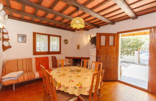 Pals House | CALSINA BAX 2H