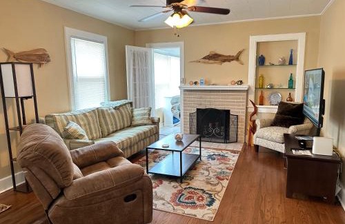Southeast Pensacola House | Calypso Pensacola in East Hill Neighborhood !