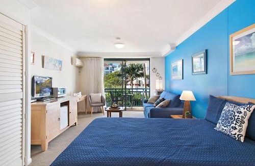 Coolangatta Hotel | Calypso Plaza Resort Unit 215