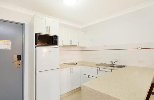 Coolangatta Apartment | Calypso Plaza Resort Unit 238