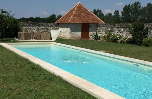 Marcilly-sur-Vienne Bed & Breakfast | Cambraye
