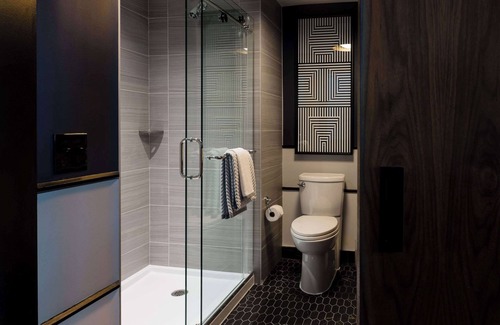 Spring Hill Hotel | Cambria Hotel Boston Somerville