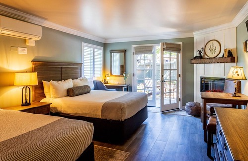 Lodge Hill Hotel | Cambria Pines Lodge