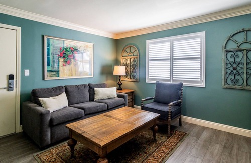 Lodge Hill Hotel | Cambria Pines Lodge