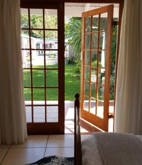 Graaff-Reinet Ski Chalet | Camdeboo Cottages