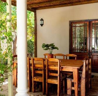 Graaff-Reinet Apartment | Camderest House