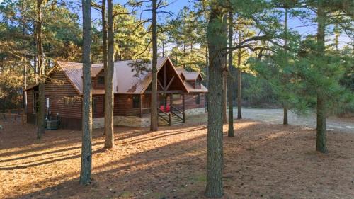 Hochatown House | Came Here to Forget Cabin