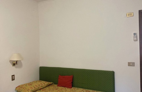 Mestre House | Camelia Rooms Venice Guesthouse Train stationRooms with private bathroom