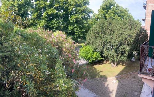 San Pietro in Casale House | Camera con terrazza in centro 3 min dalla stazione