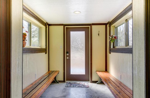 Mirabile Apartment | Cameron Nature Retreat Hike, Bike and More!