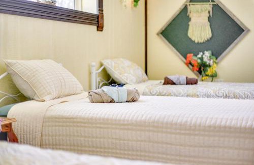 Mirabile Apartment | Cameron Nature Retreat Hike, Bike and More!