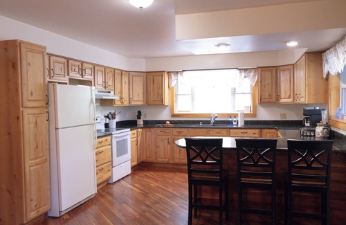 Cammal Cabin | CAMMALOT - Pine Creek Valley comfort close to rail trail and Pine Creek