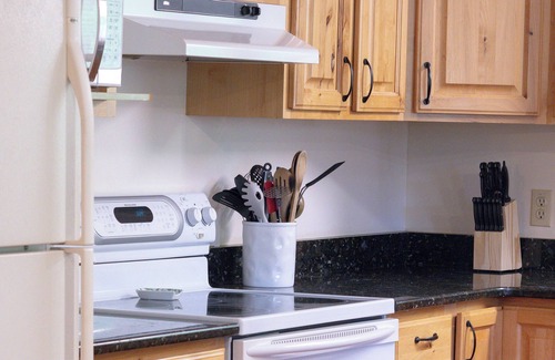 Cammal Cabin | CAMMALOT - Pine Creek Valley comfort close to rail trail and Pine Creek