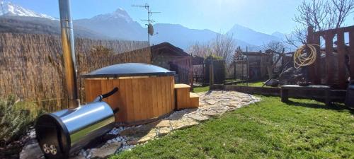 Capo di Ponte House | Camotta