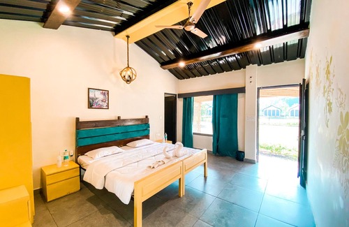 Taliyal Gaon Hotel | Camp Brook