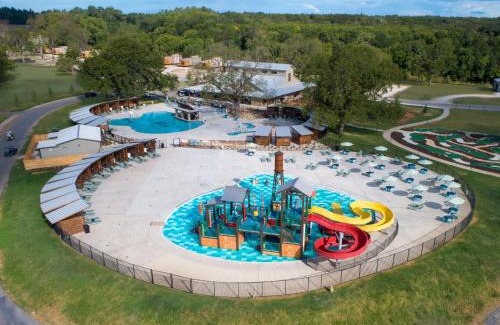 Waco House | Camp Fimfo Waco