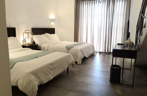 Mabini Hotel | Camp Netanya Resort & Spa