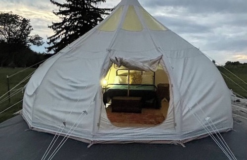 Gillett RV Rental | Camp Sly Fox Bell Tent With A Clear Ceiling. Sleep Under the Stars!
